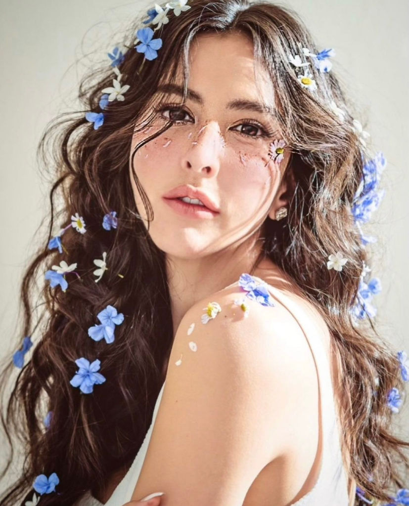 สายสวยมาทางนี้! รวมไอเดียแต่งหน้าไป \, image size:827x1024